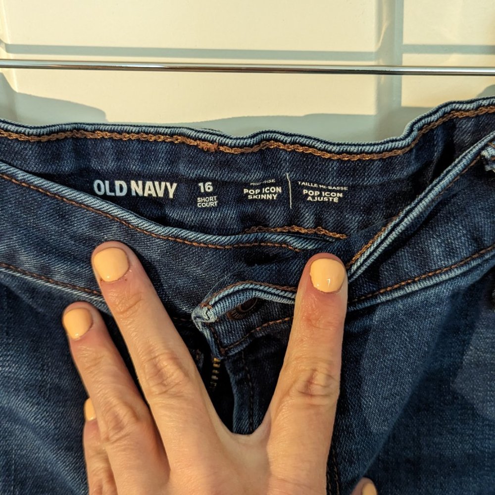 Ankle Jeans - Picture 2 of 3